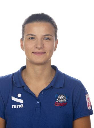 NICOL CHEREPOVA-min